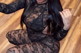 Sweet, Friendly & Ready to Mee... - Image 1