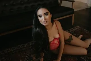 Petite Arianna - 25 - Image 3