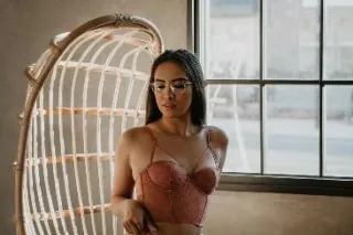 Petite Arianna - Image 5