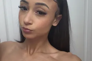 ✨BEAUTY, CHARM & PETITE PERFECTION ✨ - Image 2