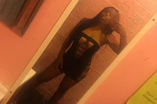 Cum see me your new favorite B... - Image 4
