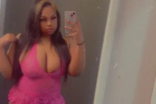 every mans chocolate fantasy 🥰🍫 throat goat 👅OUTCALL READY .. - Image 3