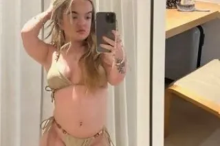 🤤 Blonde Tattooed Thick BBW 🍒 ... - Image 1