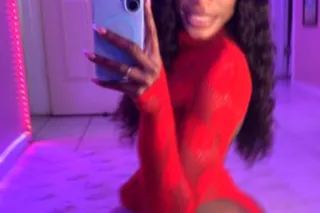 🌺 19 •NEW HERE 🌺✨ Only in Town for a Short Time! ✨💖 Don’t Wait… I’ll Be Gone Before You Know It! 🫶🏽 - Image 1