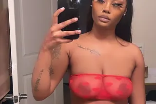 Let me Make you Cum Daddy💋 out... - Image 1