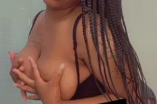Its Creamy in town limited time only C💦m while you can dada 😍 - Image 8