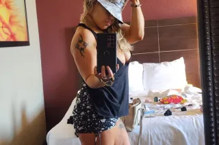 💕Hosting Downtown! Blonde🔥MILF... - Image 3