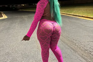NEW IN TOWN add my ig @Cocoxox... - Image 3