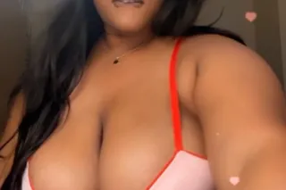 pretty & thick w/ a phatt ah ! OUTCALL SPECIALS!!!! - Image 3