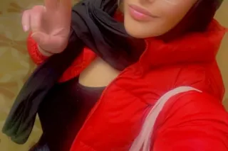 My BlowJobs 💦 come w/ an "EyeR... - Image 4