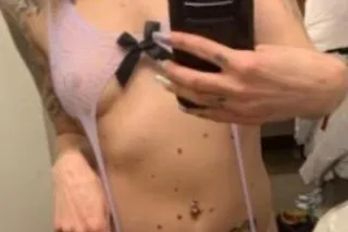 Perfect stunning companion to satisfy your deepest desires! 💋👅 - Image 6