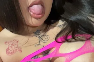 Available Now 💛 Dont Miss Out ... - Image 2