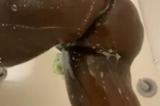 WET LATE NIGHT KITTY 😜 FAT AZZ... - Image 1