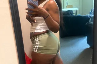 Catch 🏃🏾♂😘 Me 🥰 Before I’m Gone 🛩✌🏽 “Fun Size” 🍫 🤪 Dominican 🇩🇴 ➕ Native American 🪶Bubble 🫧Butt 🍑 Squirter ⛲💦 - Image 4