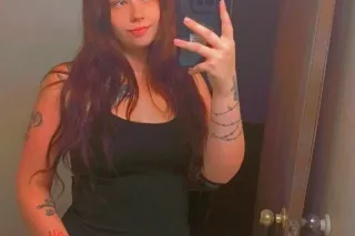 Snowbunny ready to give amazin... - Image 1