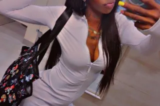 BubbleButt Petite Ebony Freak 💦😋 iSquirt ‼ All3Holes 💦😘 @ChloeeThaPrincess___ - Image 6