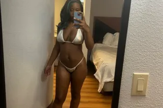 Laylas Paradise 🏝💦 READ AD PRICES BELOW - Image 9