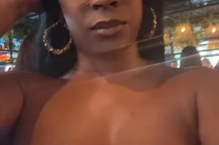 outcalls available in Daytona beach areas on my headline please and party favors available - Image 9