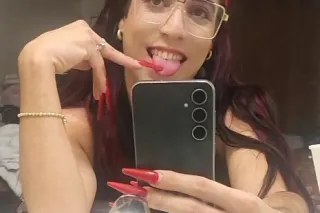 cubana latina disponible 24/7 ... - Image 3