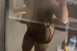 thick tall latina - Image 2