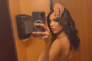 Sexy and hot - Image 1
