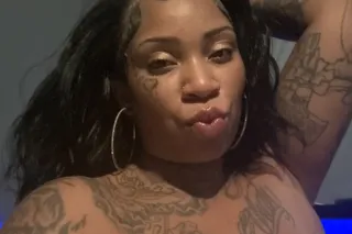 Early Thursday Thick Thighs & Fat Ass👅💦💦💦Moist Massages & More💗❤️❤️🤐🍑 - Image 3