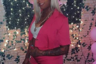 Early Thursday Thick Thighs & Fat Ass👅💦💦💦Moist Massages & More💗❤️❤️🤐🍑 - Image 1
