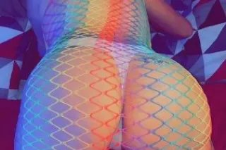 2 Girl Delight - Image 10