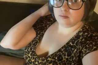 Sweet Smile, Naughty Thoughts 😉 - Image 2
