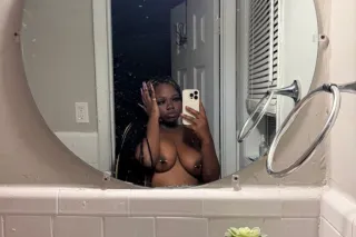 OUTCALLS 120 im pullin up - 23 - Image 1