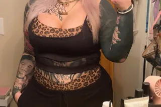 Cum💦 Play w/ SplitTongued Goddess PoisonIvee 🥵 - Image 1