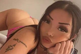 NEW IN TOWN Available Now MEET❤FaceTime show 💕Content sell ✔Available 24/7💦 - Image 1