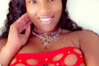mia rose🥀 - Image 8
