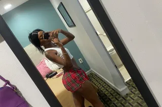 Pretty Soft Smooth Brown Skin , Discreet, Sexy , Unforgettable Company - Image 5