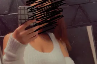 come relax with mee🦋 - Image 2