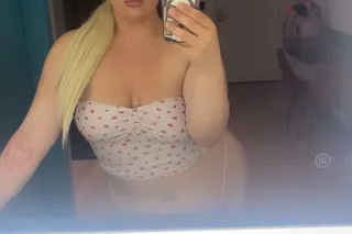 HEY HUNNY BUN 🍯 (INCALLS/OUTCA... - Image 1
