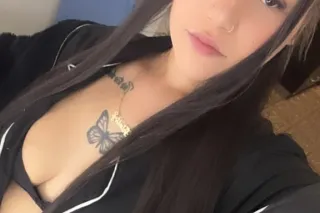 ⭐IM AVAILABLE NOW⭐🍯💦 🚗💲2 GIRLS... - Image 2