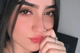 Available new hot girl in town🔥 - Image 1