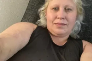 You deserve to be treated like a KING 👑, Let Me be You're COCK SUCKING QUEEN - Image 3