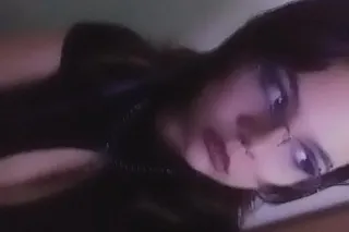 thick teen looking to have fun😋❤ - Image 2