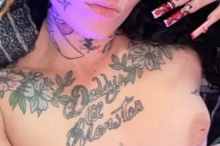 LATINA ARAB GODDESS IM HERE SMALL DICKS ONLY NO BLACK OR MIXED MEN - Image 7