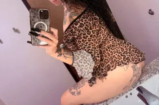 LATINA ARAB GODDESS IM HERE SMALL DICKS ONLY NO BLACK OR MIXED MEN - Image 9
