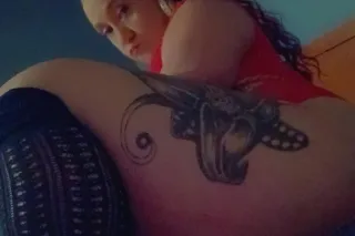 Sexy thick azz - Image 3