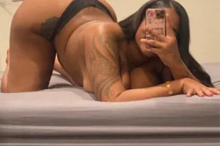 💫𝐍𝐄𝐖 𝐈𝐍 𝐓𝐎𝐖𝐍📲💕 CUM TO THE STAR & SLUT ME OUT 💙 - Image 2