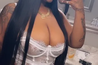 💫𝐍𝐄𝐖 𝐈𝐍 𝐓𝐎𝐖𝐍📲💕 CUM TO THE STAR & SLUT ME OUT 💙 - Image 1