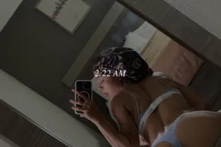 FRIDAY DEALZ BAE🥰🥰🫶🏼🤭BEST THRO... - Image 1
