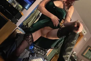 Sadie the PDX lady! here to take care of you - Image 9