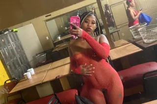 brown skin baddie two girl hit... - Image 2