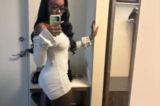 Real darkskin slim thic babe -... - Image 3