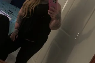 Who wants to see me😘😘Sultry BB... - Image 1